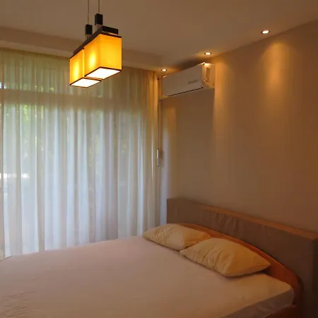 Bagoly Apartman * 巴拉顿菲赖德